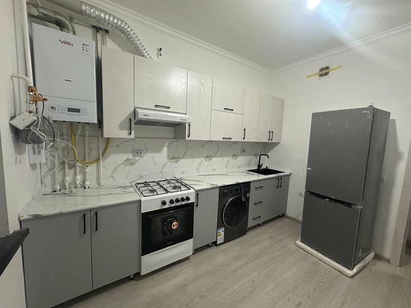 3*4 килинган квартира ижарага берилади <br />
Хамма шароити 