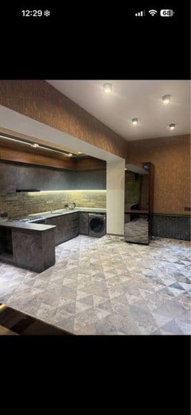 Аренда квартиры. На ц-5. Чистая новая. С огромным огородом. 