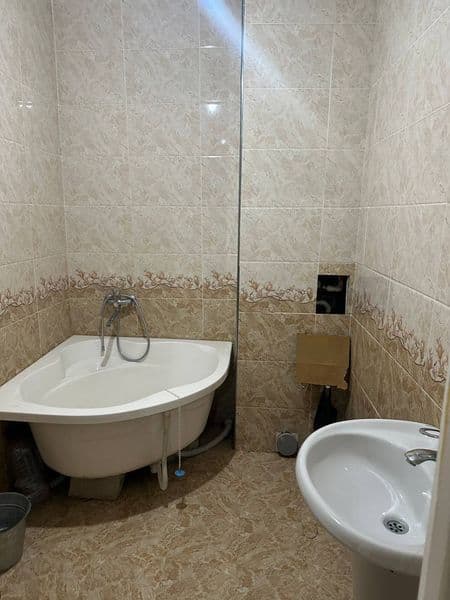 Sergeli Quruvchilar metro bekati yaqinida joylashgan navastr — фото 5