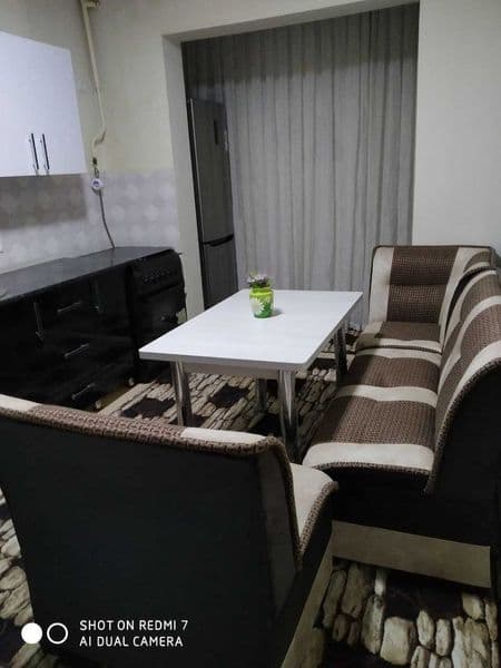 Сдается квартира в центре<br />
Ориентир - бутик Гламур<br /