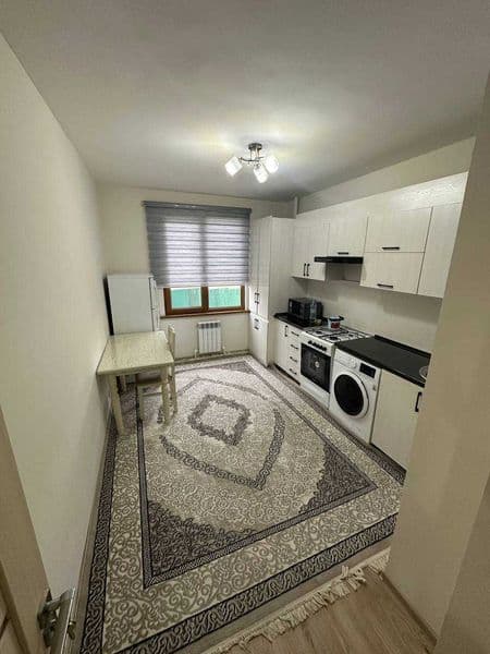 Сдаётся шикарная 1-комнатная квартира в Новостройка<br />
<b — фото 4