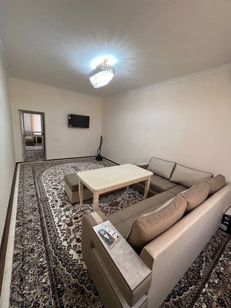 В близи дома имеются продуктовые магазины, кафе, рестораны,  — фото 5