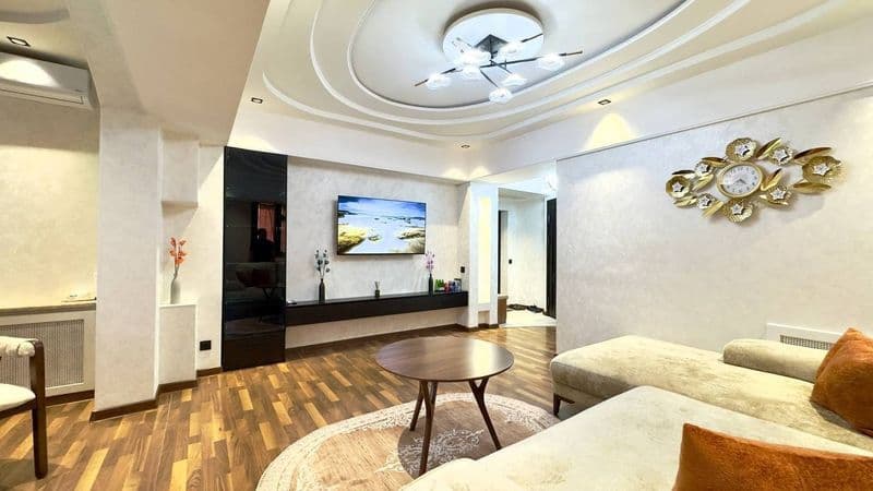 Срочно Сдаётся <br />
Квартира 2/5/9<br />
2-комната <br />
 — фото 3