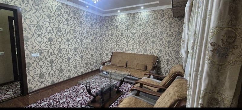 Сдаётся в аренду <br />
БИЙ 2/5/5<br />
Цена 500$<br />
Евро