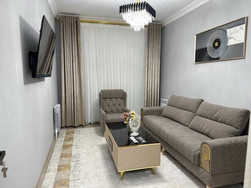 Сдается квартира для семейных<br />
<br />
• Район: Алмазар<