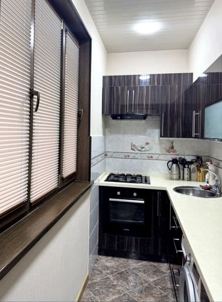 Метро Ойбек <br />
2/2/9<br />
40 м²<br />
Общий коридор <br