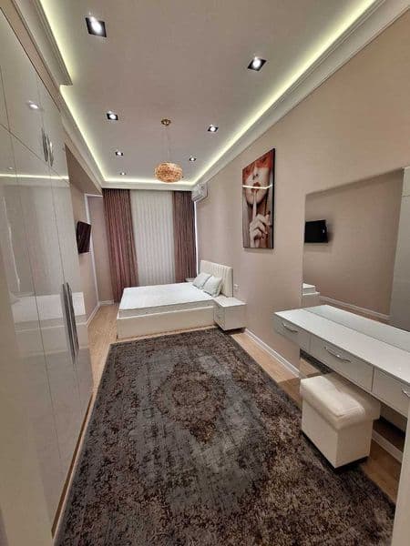 • Район: Мирабад<br />
• Адрес: улица Ислом Каримов<br />
•  — фото 3