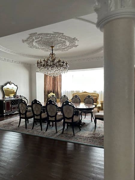 Сдаётся очень красивая 300 квм 5 комнатая квартира с 3 сануз