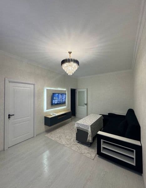 Chilonzor metro 16 kvartil<br />
2 xona 3 xona qilingan<br /