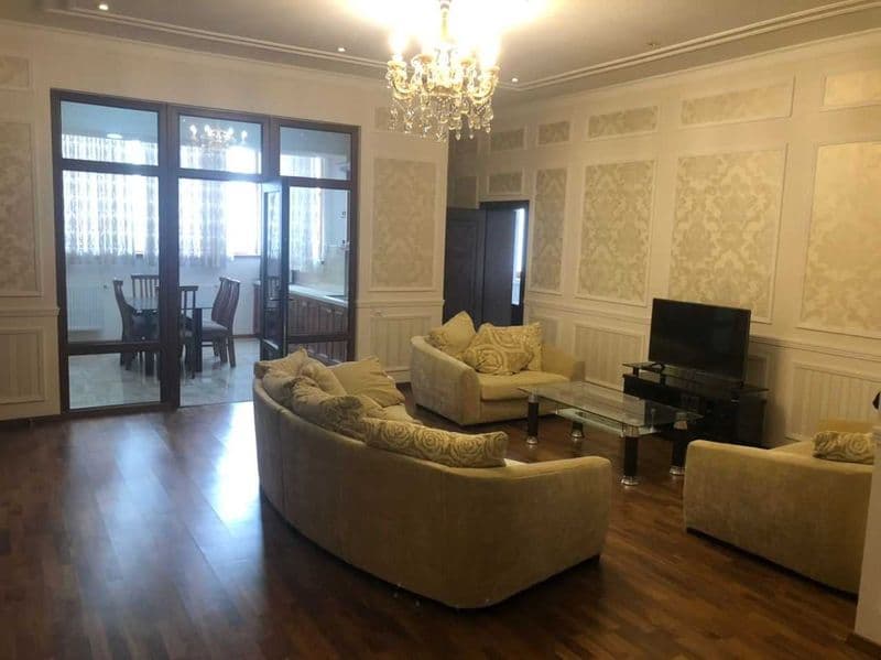 Сдаётся  Квартира в центре Габус<br />
Ориентир - Посольство