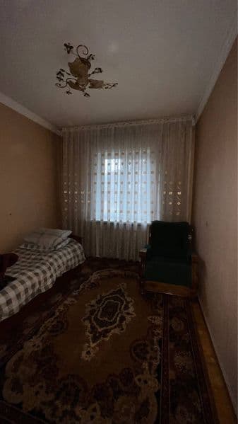 Локация — удобная, рядом всё необходимое: магазины, Макро, д — фото 4