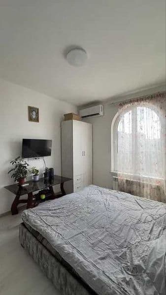 Район: Яшнабадский<br />
Адрес: Парк Ашхобад<br />
<br />
•  — фото 2