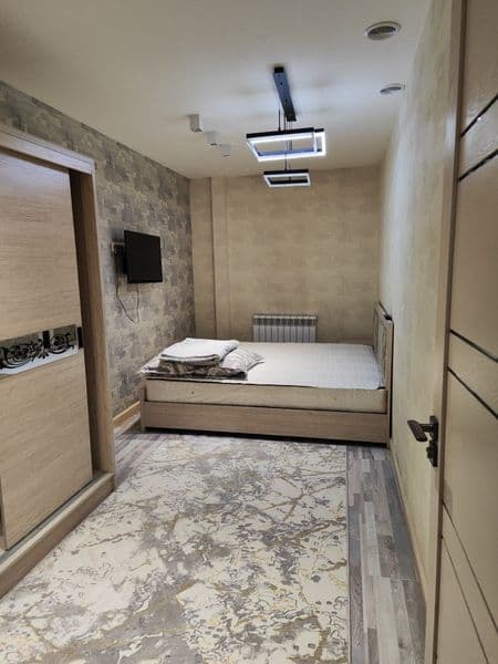 Срочно сдаю 2-х комнатную квартиру.Для семейной пары с одним