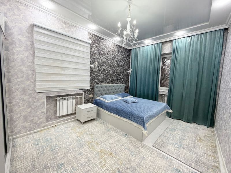 Чистая уютная квартира с хорошим ремонтом<br />
<br />
Высок