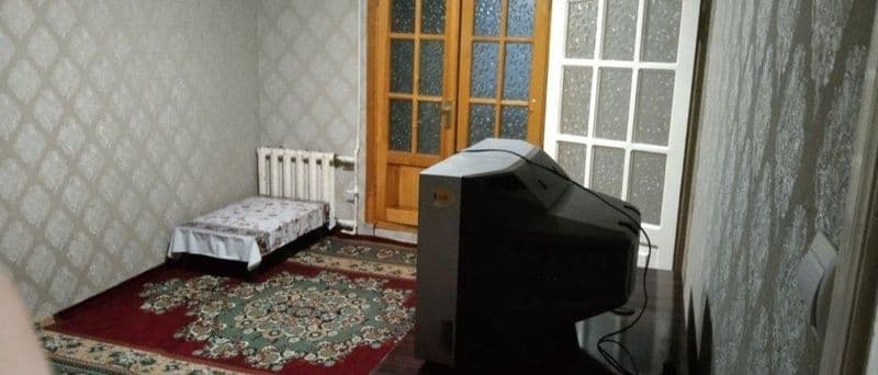 Чилонзор-9. <br />
2/хона 1/этаж 4. Этажли<br />
Балкон <br  — фото 2