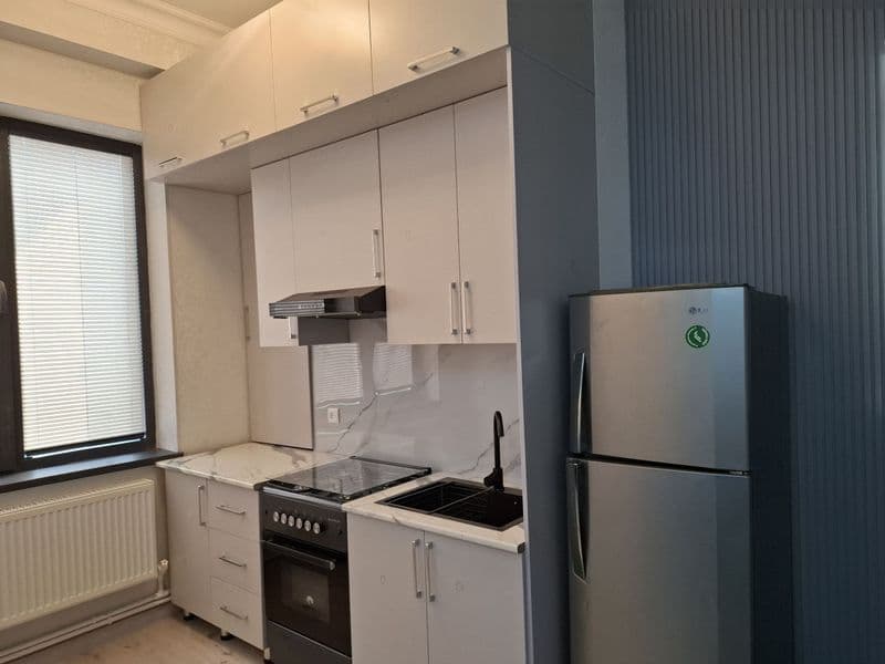 Сергели Хонабод авенюда 2чи каватда 44м2 2хона килинган. 1та