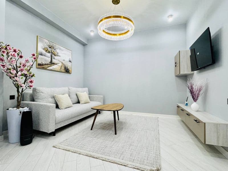 Сдается квартира<br />
<br />
Район: Яккасарайский <br />
Ор