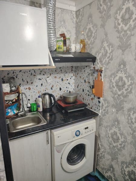 Квартира 1 хона  хама кулайликларга ега Инистут университет 