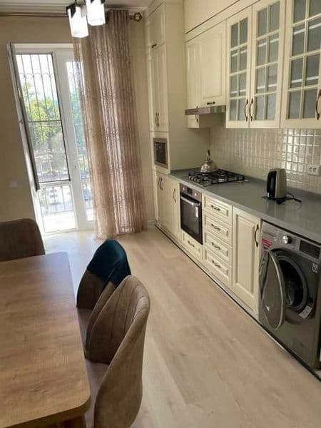 Район: Мирзо Улугбекский<br />
Адрес: Ц-1<br />
<br />
Комна — фото 5