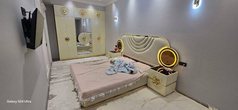 Turkiston metro bekati<br />
Turkiston metro yonida, uy ichi