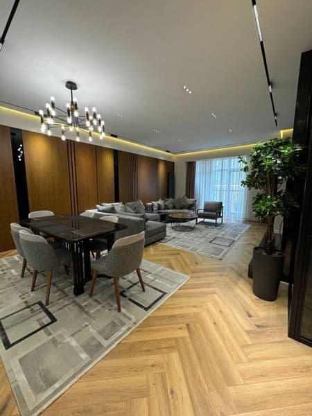 Элитный апартамент<br />
Район: Мирабад<br />
3/7/12<br />
Т