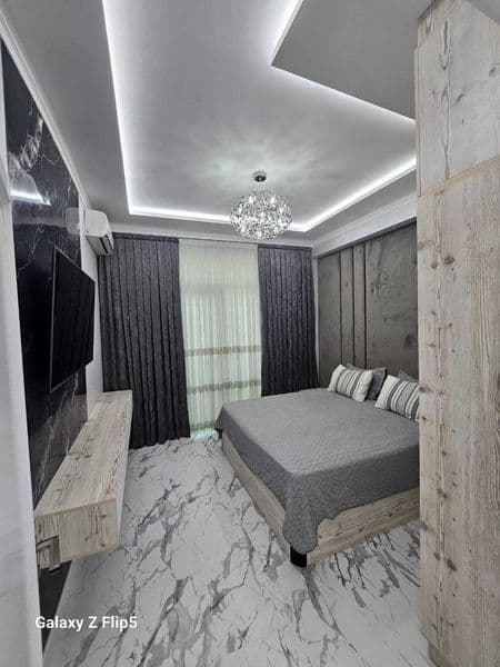 Район: Юнусабадский<br />
Адрес: 7-квартал<br />
<br />
• Ко