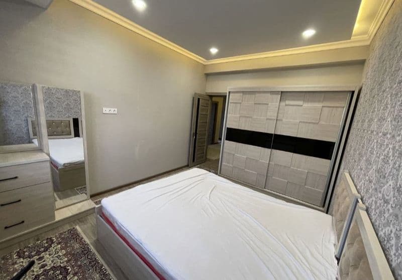 Manzili: Yashnabod<br />
Moʻljali: Kadesheva bozor<br />
Kim