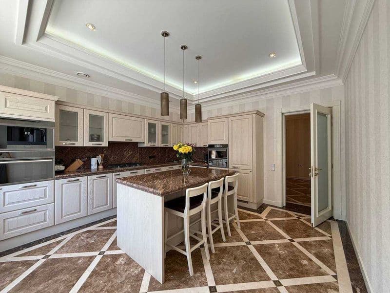 Адрес : ул.Тарас Шевченко<br />
Ориентир: Броколли <br />
Ко