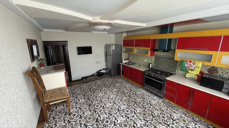 Район: Алмазарский<br />
Адрес: Себзор<br />
<br />
• Комнат — фото 4