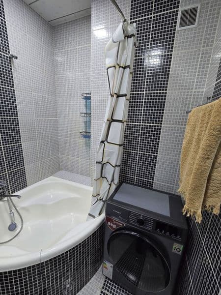 Сдаётся светлая 1-комнатная квартира, перепланированная в 2- — фото 5