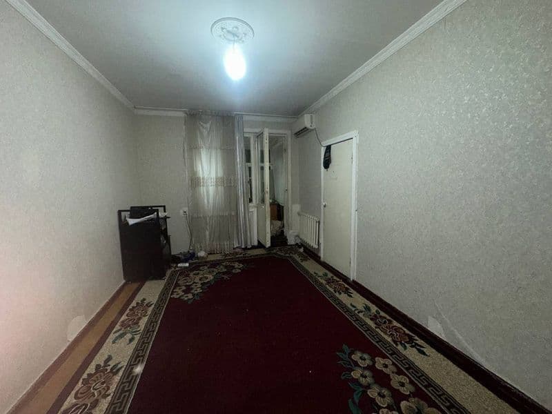 4 ta bola olinadi rasmdagi xonaga. 2 xonalik uy. Boshqa xona — фото 2