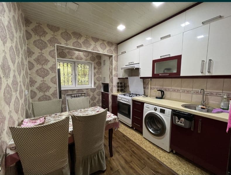 Чилонзор шухрат чорраха <br />
Чилонзор метрога 1 астановка< — фото 2