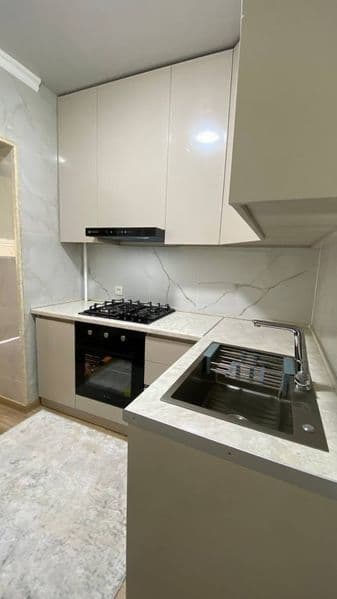 сдаю 1 комнатная квартира в рядом Экобазаре евро ремонт всё  — фото 4