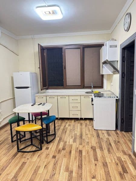 Чиланзар-2 квартал<br />
1/1/4, панель.<br />
Цена 400+комму — фото 2