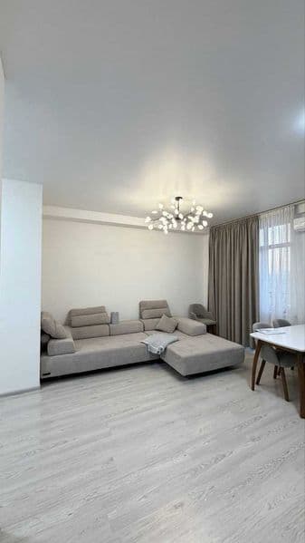 Район: Яккасарайский<br />
Адрес: ЖК Parisien, Улица Нукус<b