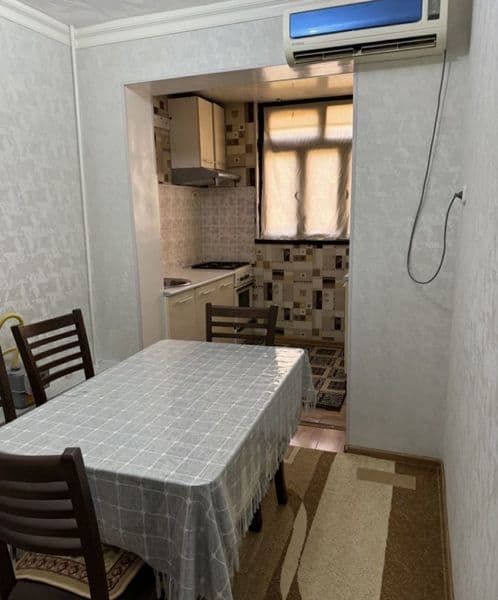 Ibn Sino da 1 xonali uy ijaraga beriladi bezmakler. Oilaga — фото 3