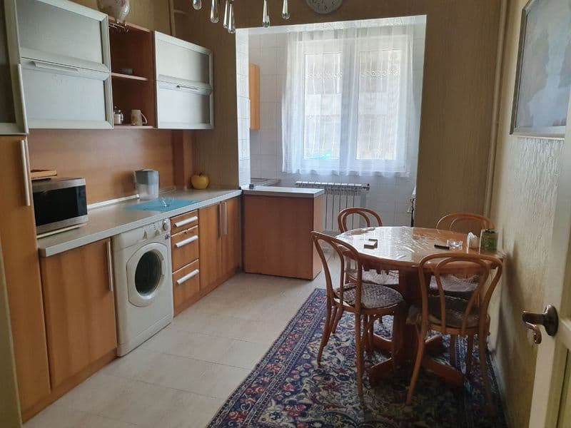 Сдаю 2-х ком.квартира на 3 этаже, ор-р дворец Дружбы Народов — фото 3