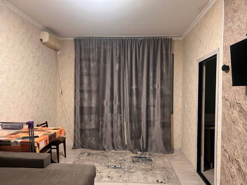 Сдам квартиру в аренду. Одиноким или паре без детей и животн