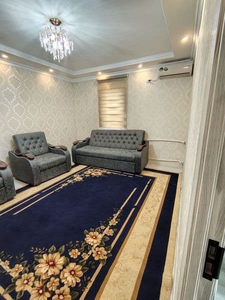 Сдается квартира 2 комнатная (переделанная в 2). в Юнусабадс