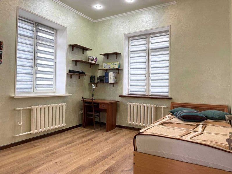 We are pleased to present a 10-bedroom apartment on the floo — фото 3