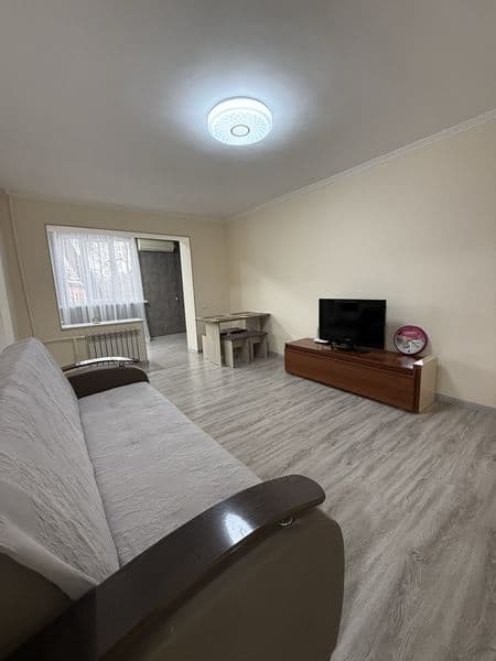 Сдается квартира нова московская 15 гор больница новый ремон