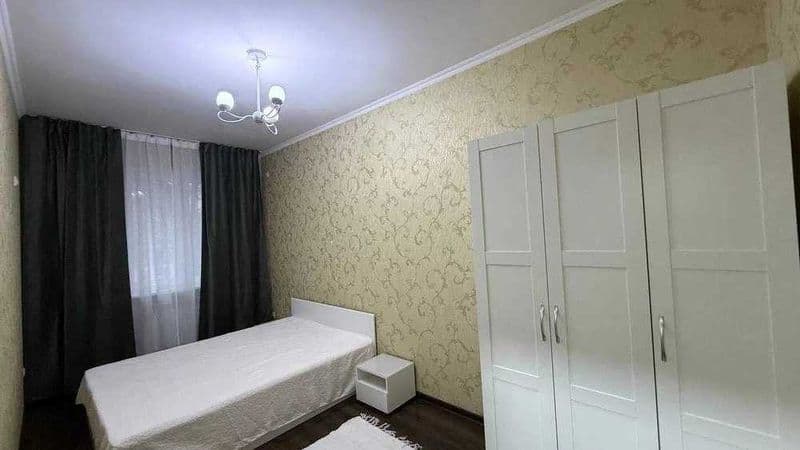 Район: Юнусобадский <br />
Адрес:  11 квартал<br />
Орентир: