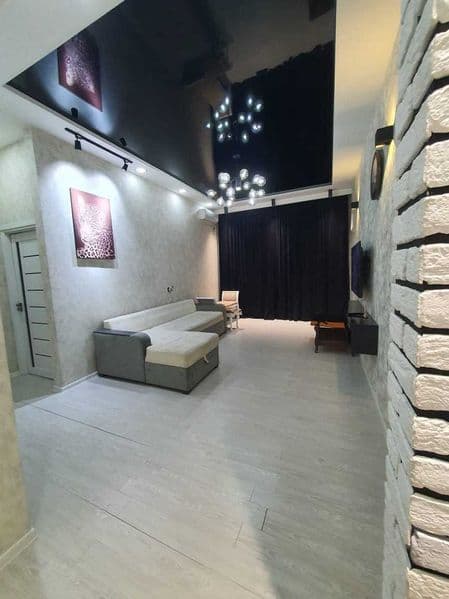 Сдаю 3 комнатную квартиру на долгосрочной основе. Мирзо-Улуг