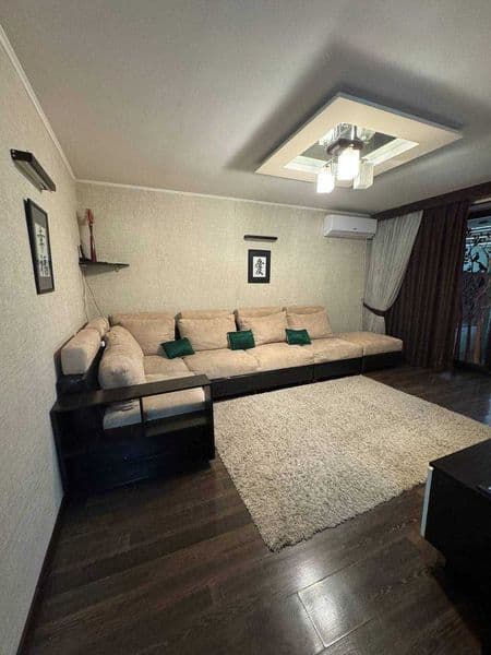 Сдаётся уютная квартира на длительный срок.<br />
Адрес: Мир — фото 2