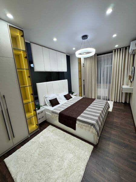 • Район: Юнусабад<br />
• Адрес: ЖК "Comfort House"<br />
• 