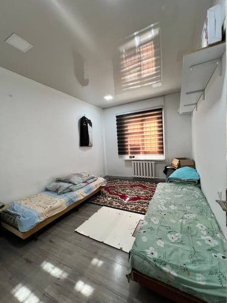 Сдаю комнату в Бадамзаре с кроватью и другими принадлежностя