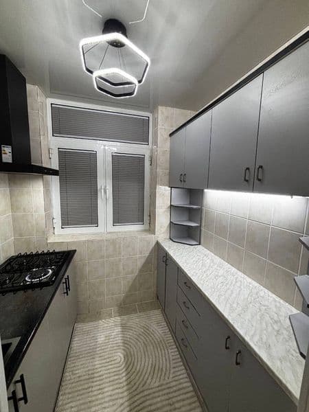 Novza metro 2 xona 2 etaj 2.6 balkon hamma sharoit bor uy ye — фото 4