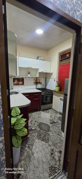 toza ozoda joy  bilan turushga oʻqiydigan ishlaydigan qizla  — фото 3