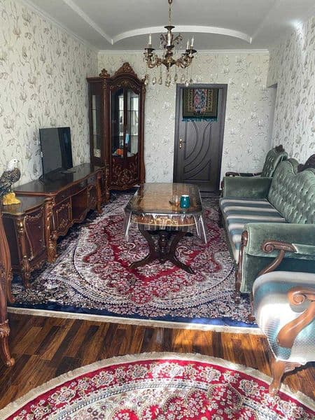 Квартира двухкомнатная <br />
Есть мебел: Холодильник,Телеви