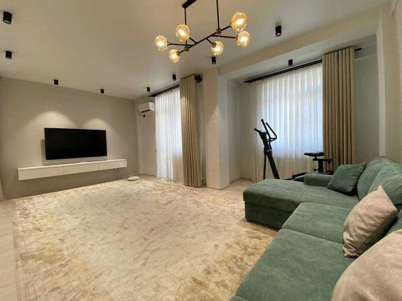 Элитный апартамент в ЖК Парисиен<br />
Район: Яккасарай<br /